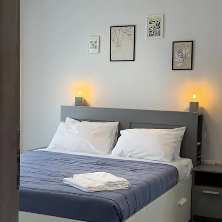 Sula2 * نيوس مارماراس